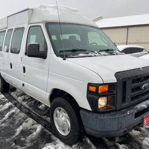 2013 Ford E-Series E-350 SD