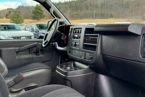 2024 Chevrolet Express 2500