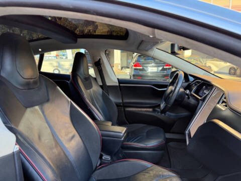 2013 Tesla Model S Performance