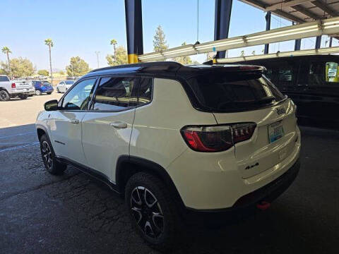 2025 Jeep Compass Trailhawk