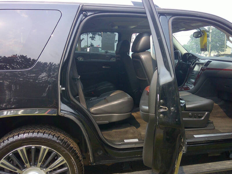 2013 Cadillac Escalade Premium