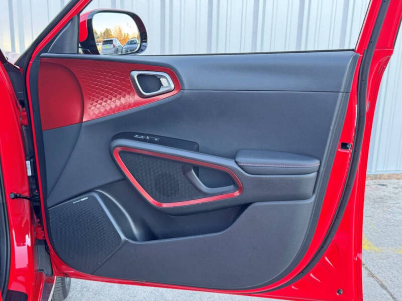 2025 Kia Soul GT-Line