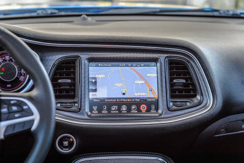 2015 Dodge Challenger SXT Plus