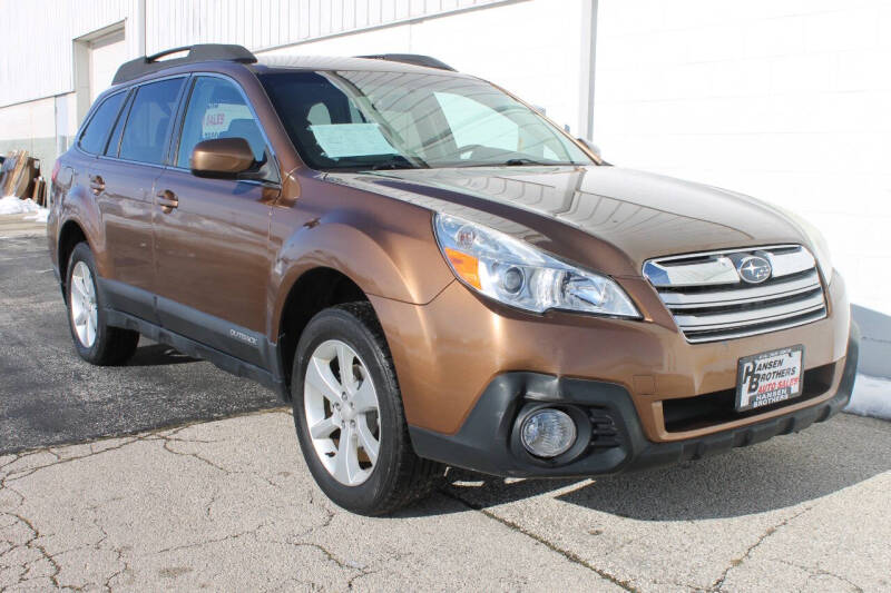 2013 Subaru Outback Premium photo 7