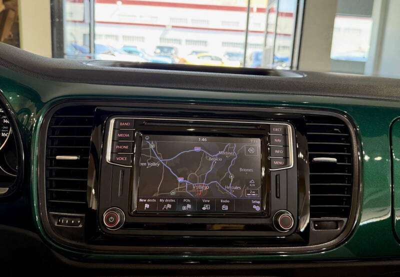 2017 Volkswagen Beetle Convertible 1.8T Classic