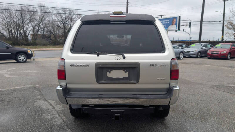 2000 Toyota 4Runner SR5