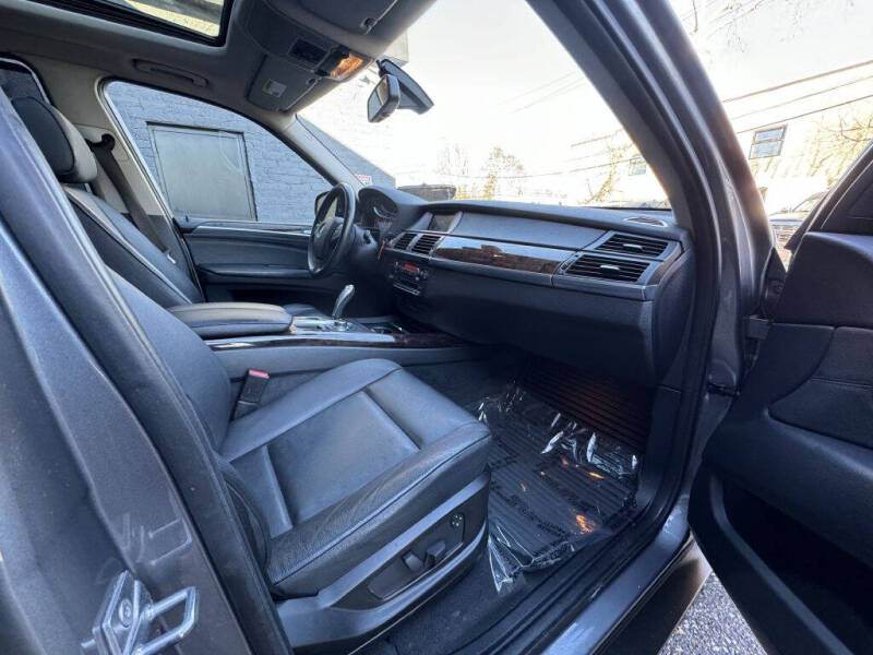 2010 BMW X5 xDrive30i
