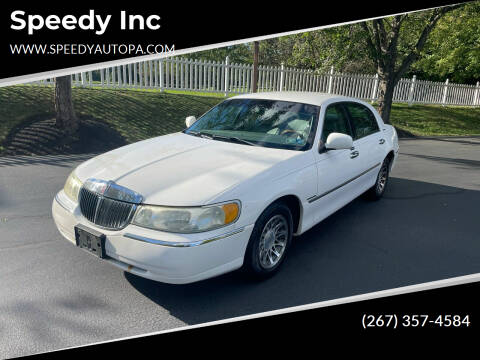 2002 Lincoln Town Car for sale at WhetStone Motors in Bensalem PA