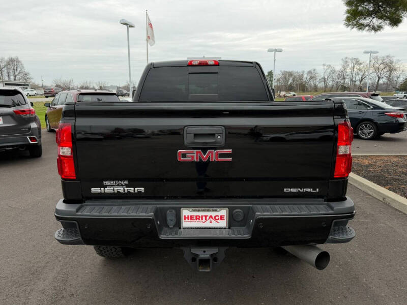 2019 GMC Sierra 2500HD Denali