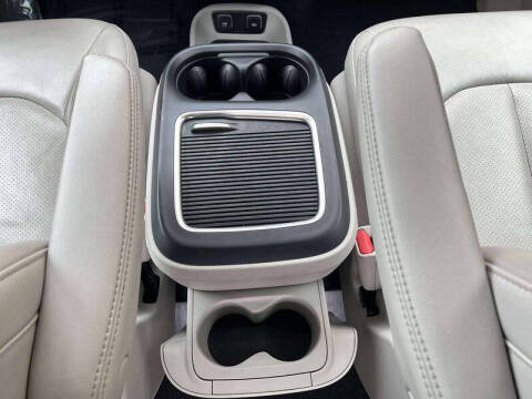 2021 Chrysler Pacifica Touring L