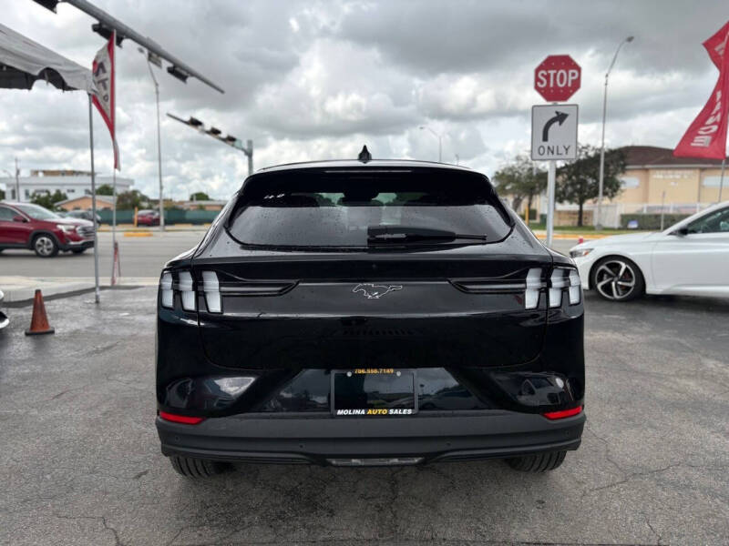 2024 Ford Mustang Mach-E Select