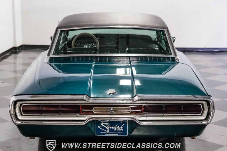 1966 Ford Thunderbird