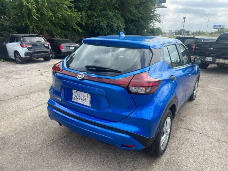 2021 Nissan Kicks S