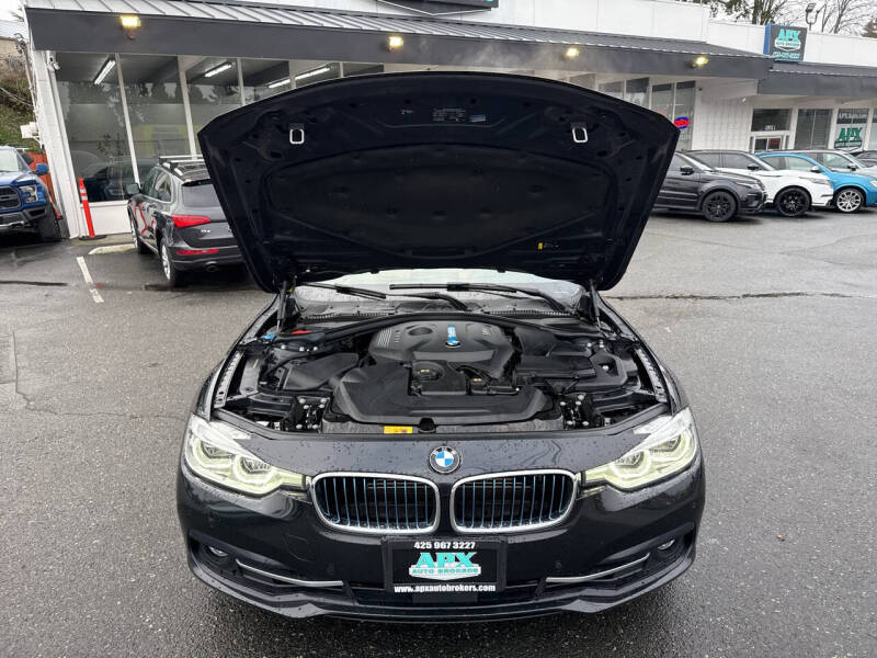 2017 BMW 3 Series 330e iPerformance