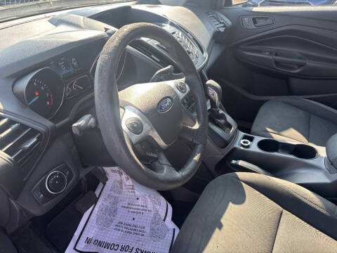 2016 Ford Escape S