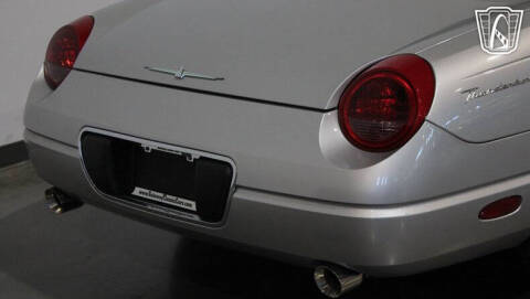 2004 Ford Thunderbird Deluxe