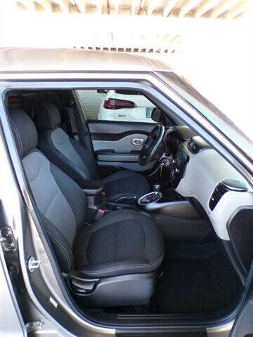 2017 Kia Soul +