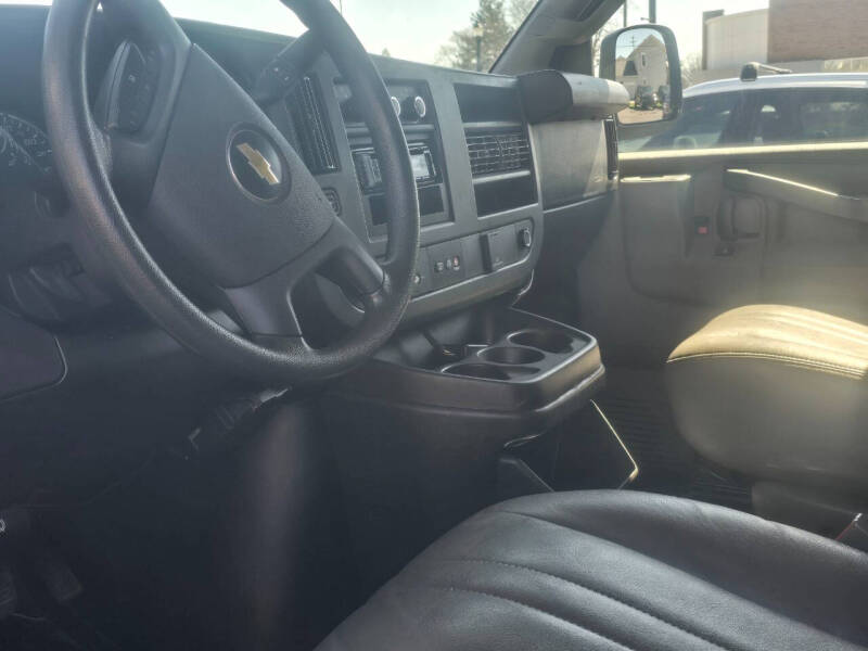 2020 Chevrolet Express 2500