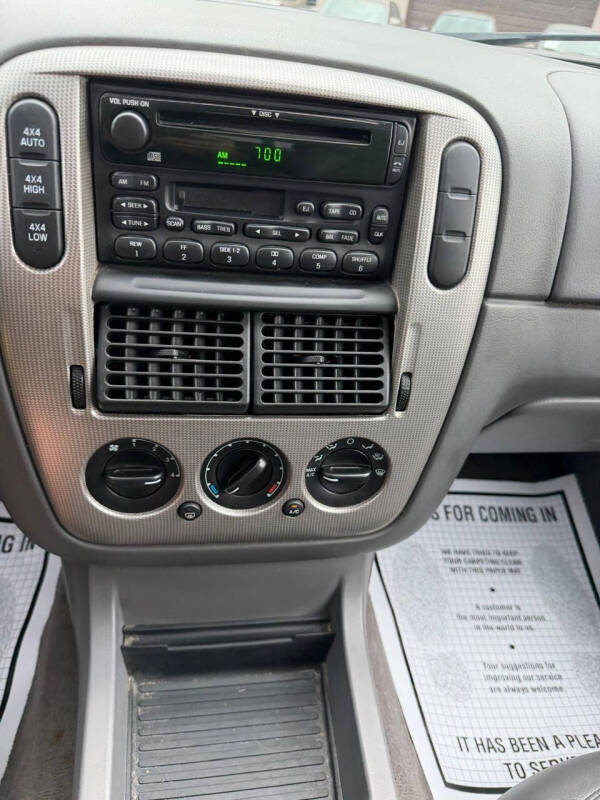 2003 Ford Explorer XLT