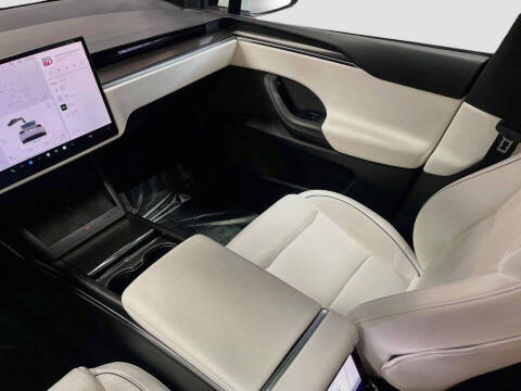 2022 Tesla Model X Plaid