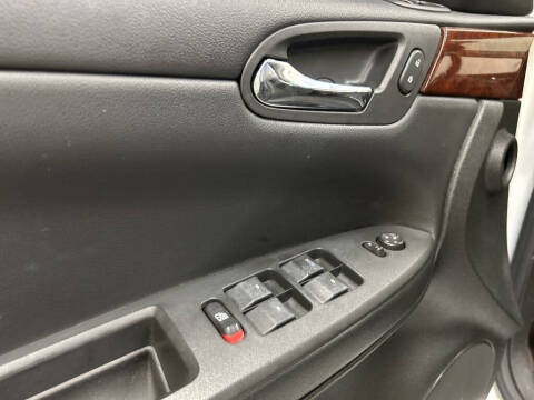 2011 Chevrolet Impala LT