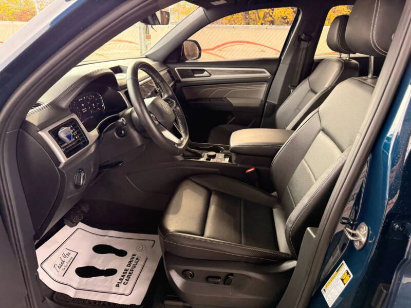 2023 Volkswagen Atlas Cross Sport V6 SE 4Motion