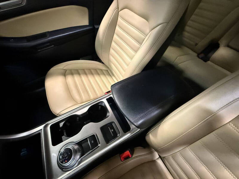 2023 Ford Edge SEL