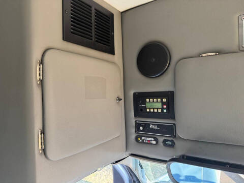 2017 Ford E-Series E-450 SD