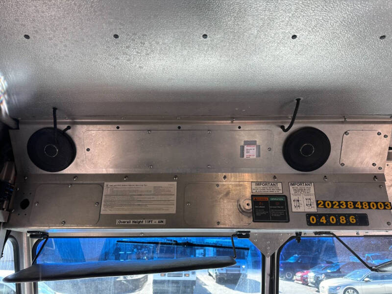 2010 Freightliner MT45 Chassis