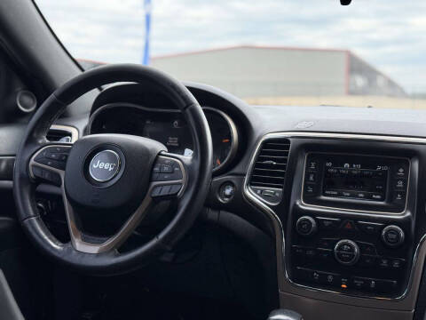 2017 Jeep Grand Cherokee Laredo