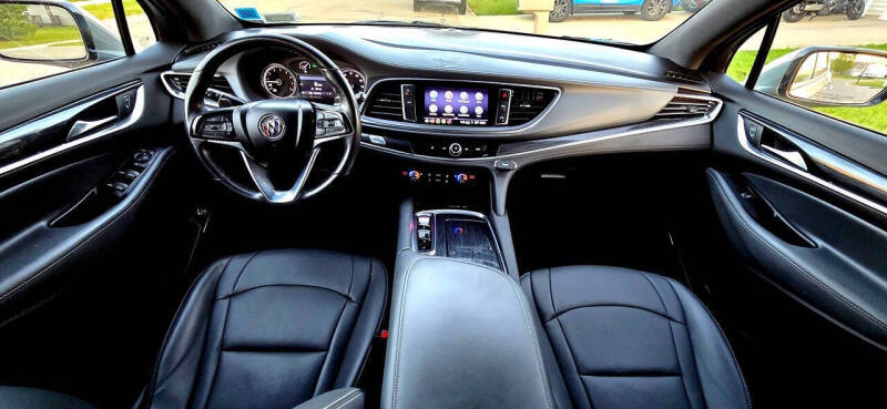 2024 Buick Enclave Essence