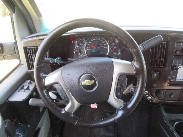 2017 Chevrolet Express 2500