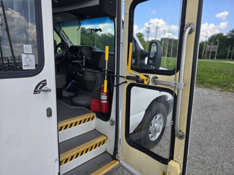 2012 Ford E-Series E-350 SD