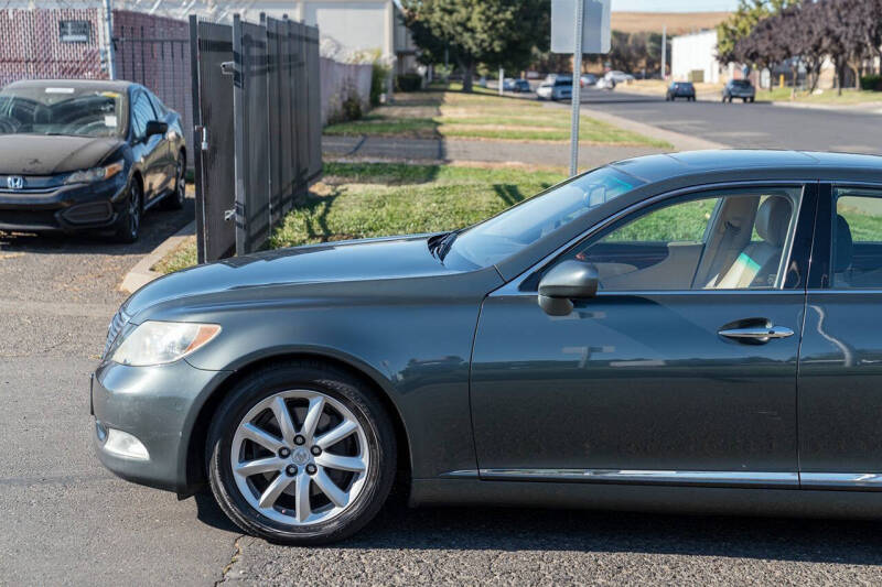 2008 Lexus LS 460