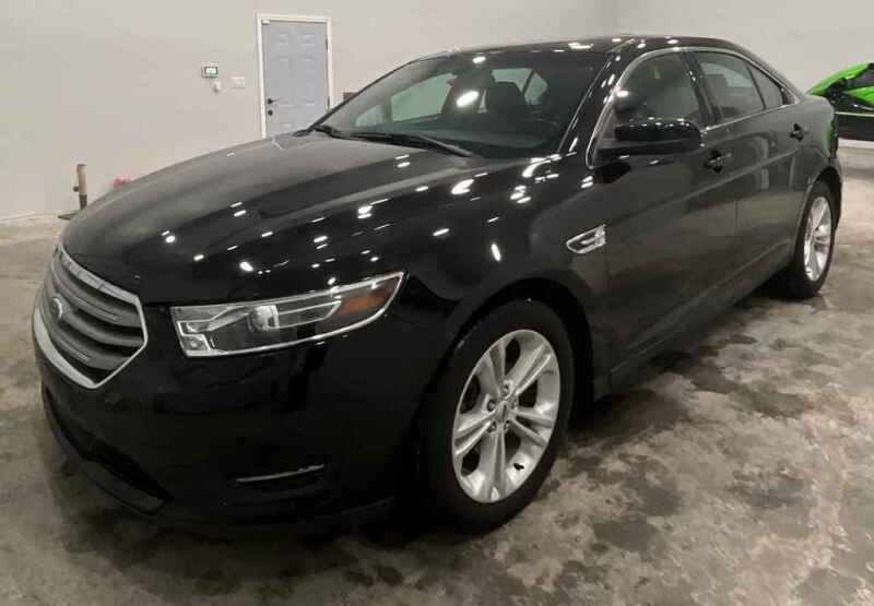 2016 Ford Taurus SEL