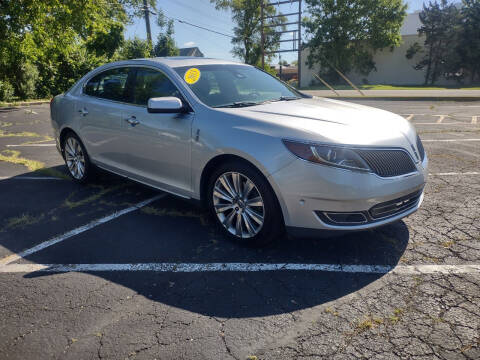 2013 Lincoln MKS for sale at Magana Auto Sales Inc in Aurora IL