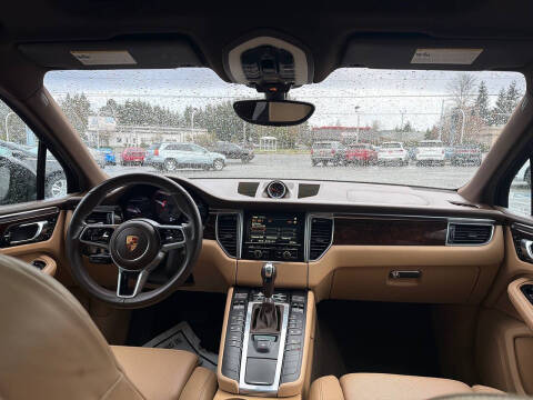 2016 Porsche Macan S
