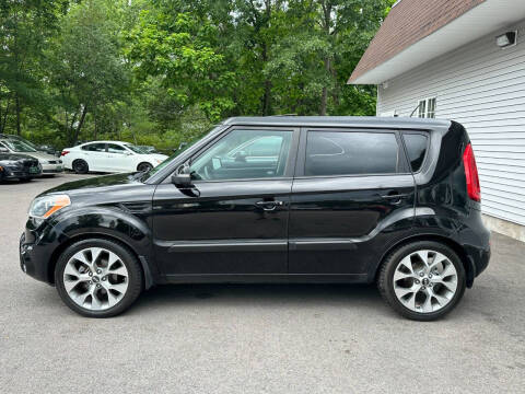 2013 Kia Soul +