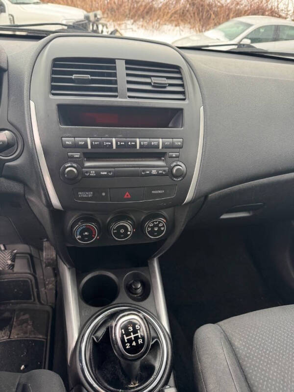 2013 Mitsubishi Outlander Sport ES