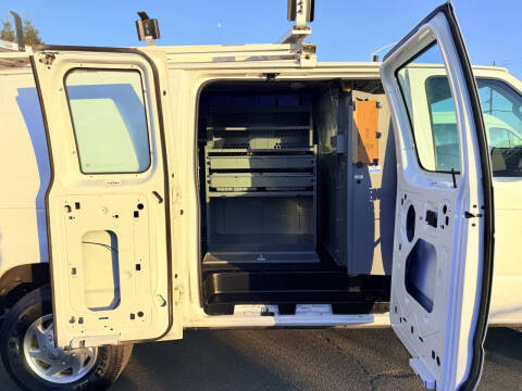 2011 Ford E-Series E-250