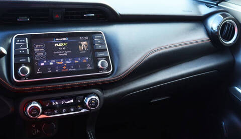 2020 Nissan Kicks SR