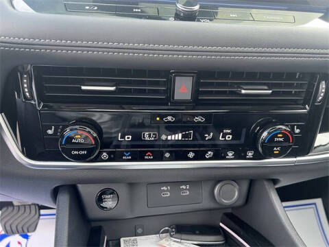 2025 Nissan Rogue SL