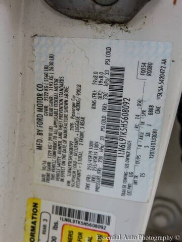 2017 Lincoln Continental Select