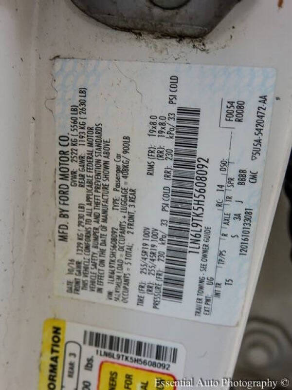 2017 Lincoln Continental Select