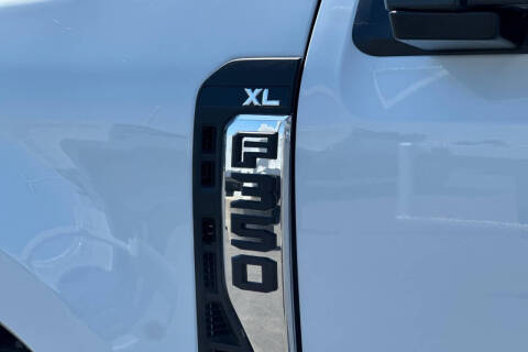 2025 Ford F-350 Super Duty XL