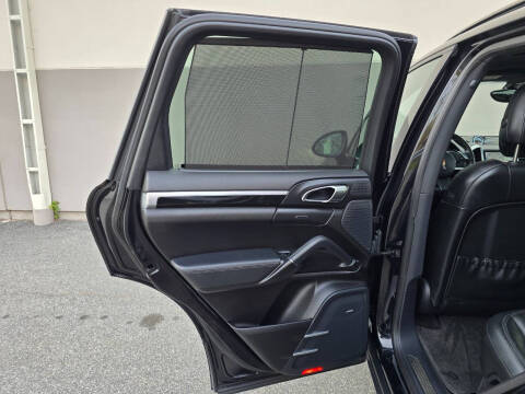 2013 Porsche Cayenne S