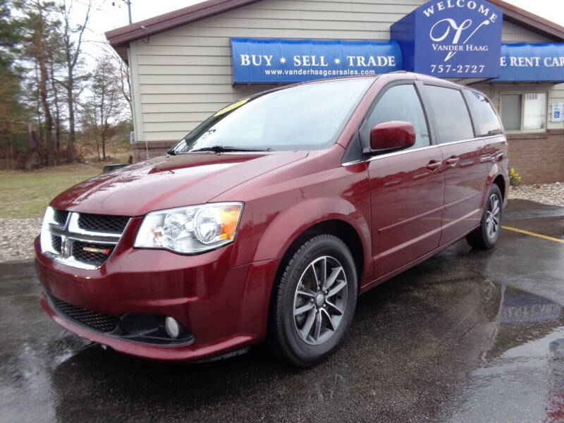 2017 Dodge Grand Caravan for sale at VanderHaag Car Sales LLC in Scottville MI