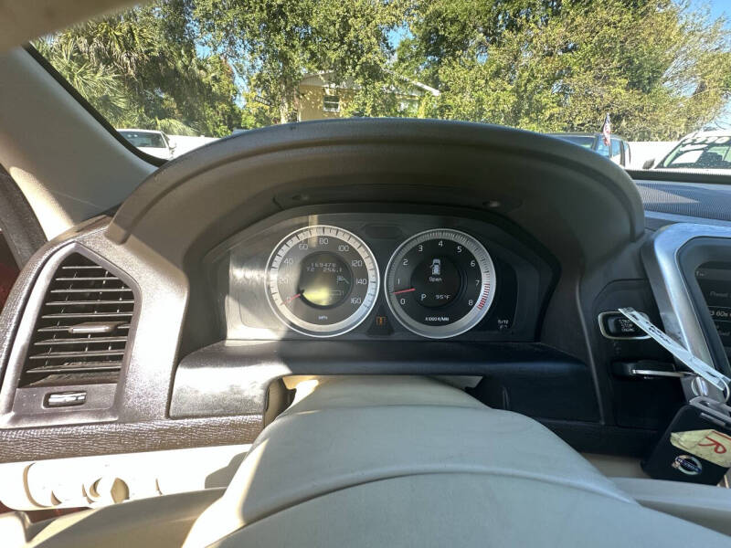 2013 Volvo XC60 3.2 Platinum