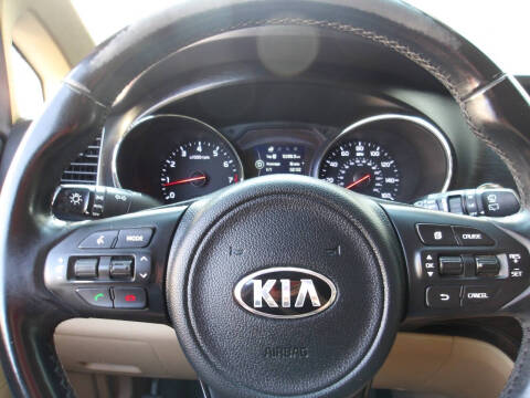 2017 Kia Sedona LX