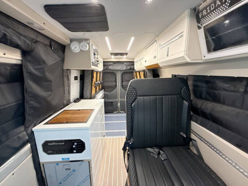 2025 Mercedes-Benz Sprinter